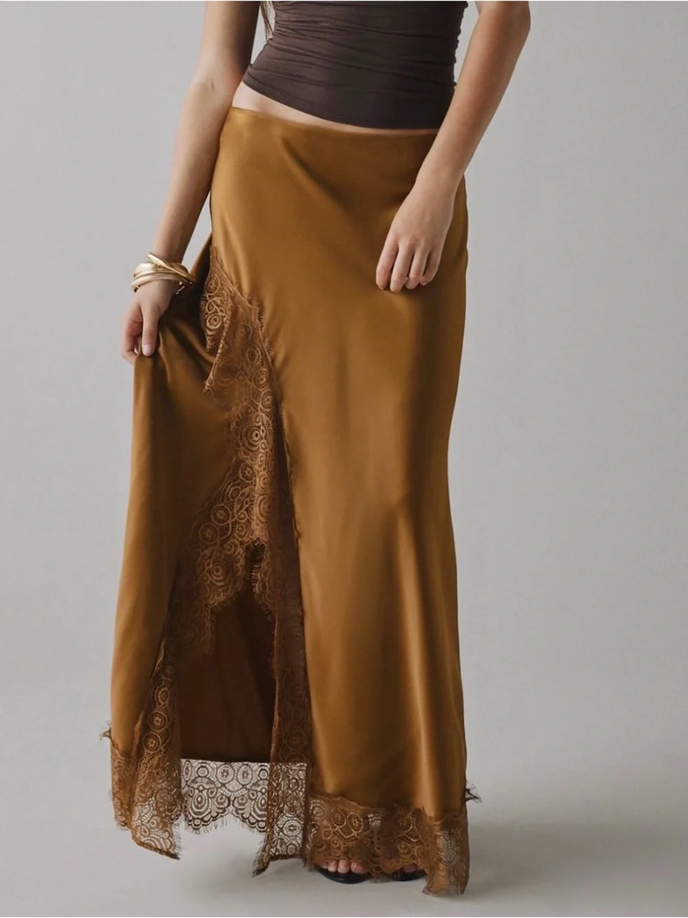 Kimchi Blue Brown Lace-Trim Maxi Skirt